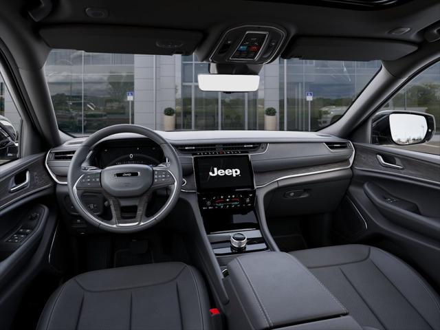 2025 Jeep Grand Cherokee Limited 4x2