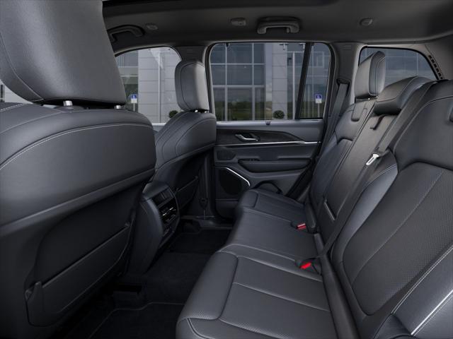 2025 Jeep Grand Cherokee Limited 4x2