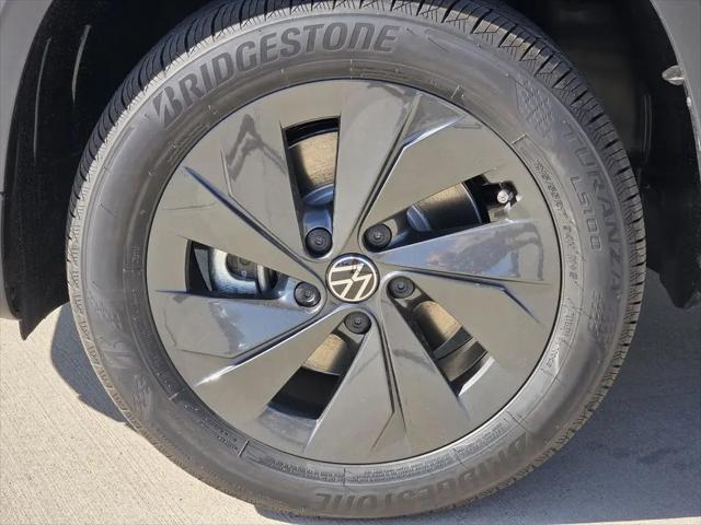 2026 Volkswagen Taos S