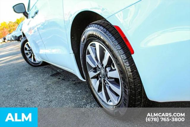 2024 Chrysler Pacifica Hybrid Select