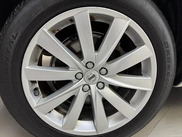 2019 Volvo XC90 T6 Momentum