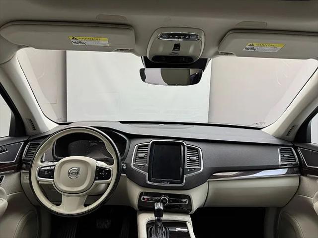 2019 Volvo XC90 T6 Momentum