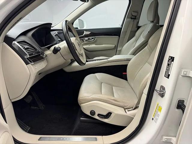 2019 Volvo XC90 T6 Momentum