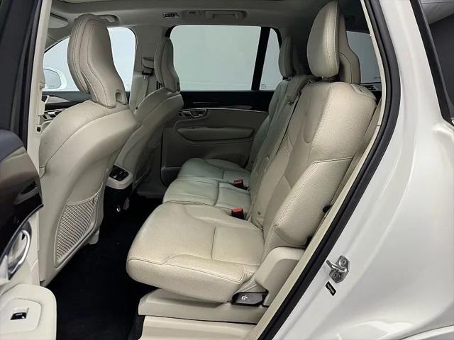 2019 Volvo XC90 T6 Momentum