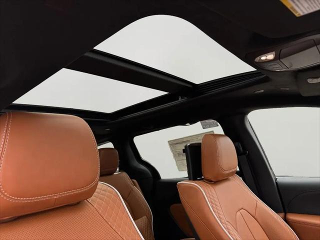 2026 Chrysler Pacifica Pinnacle AWD