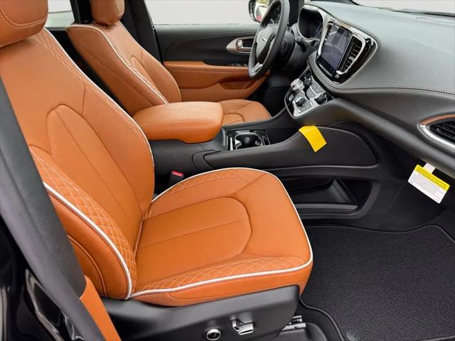 2026 Chrysler Pacifica Pinnacle AWD
