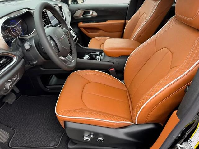 2026 Chrysler Pacifica Pinnacle AWD