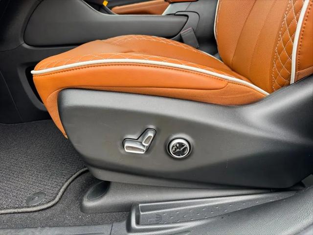 2026 Chrysler Pacifica Pinnacle AWD
