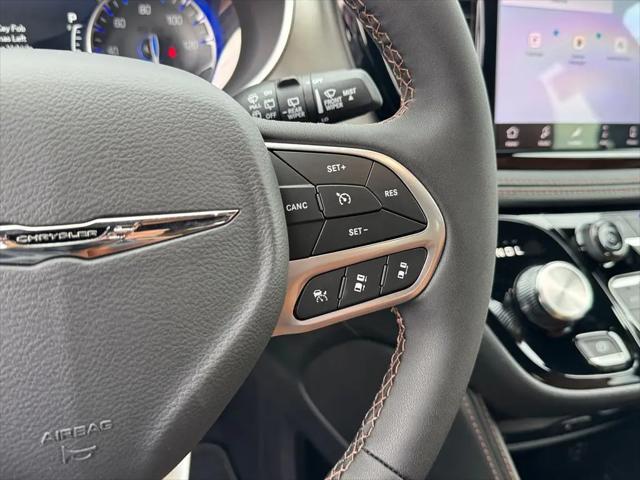 2026 Chrysler Pacifica Pinnacle AWD
