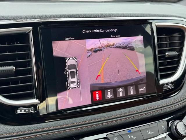 2026 Chrysler Pacifica Pinnacle AWD