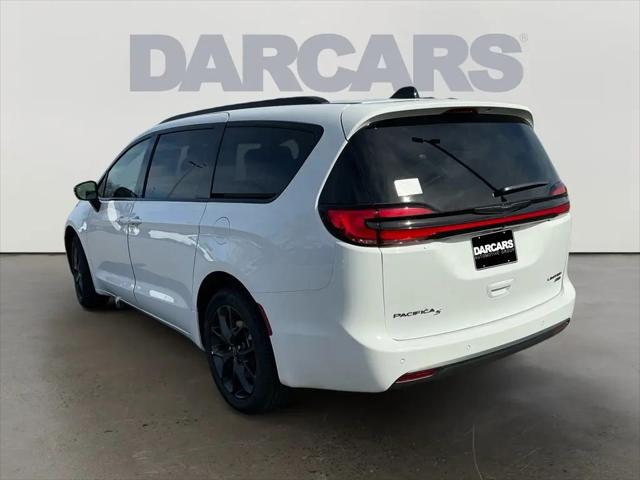 2026 Chrysler Pacifica Limited AWD