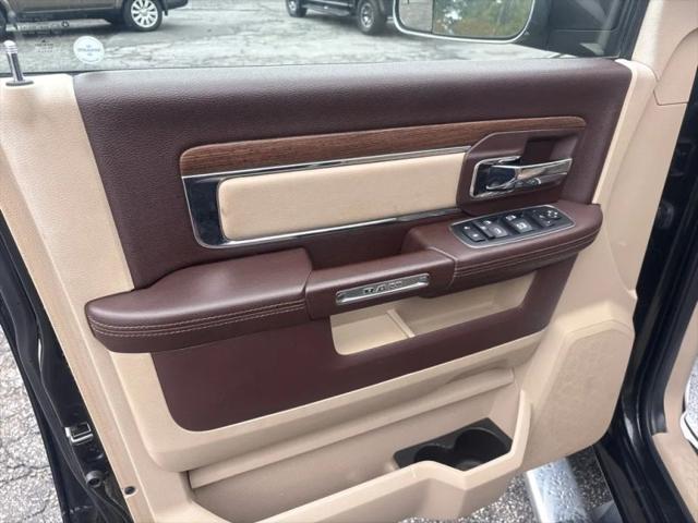 2017 Ram 3500 Laramie Crew Cab 4x4 6'4" Box