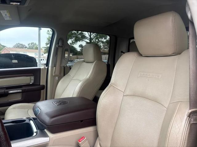 2017 Ram 3500 Laramie Crew Cab 4x4 6'4" Box