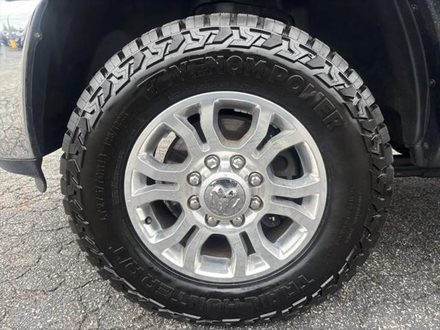 2017 Ram 3500 Laramie Crew Cab 4x4 6'4" Box