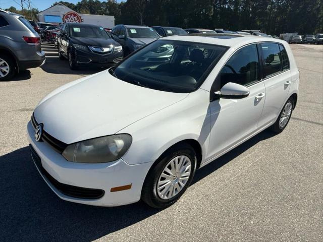 2013 Volkswagen Golf 2.5L 4-Door
