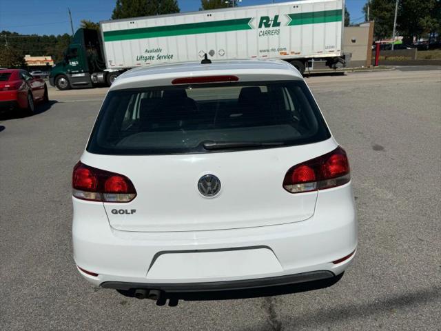 2013 Volkswagen Golf 2.5L 4-Door