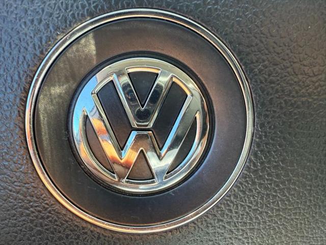 2013 Volkswagen Golf 2.5L 4-Door