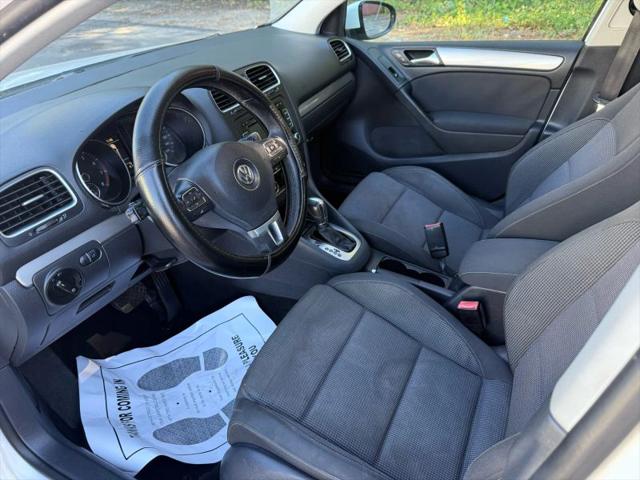 2013 Volkswagen Golf 2.5L 4-Door