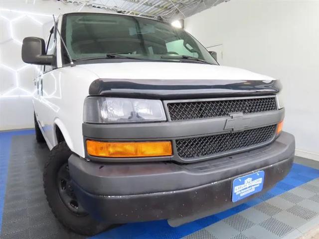 2016 Chevrolet Express LT