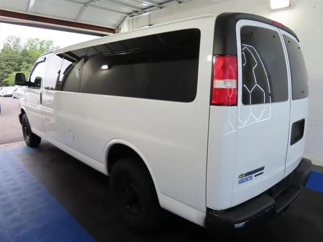 2016 Chevrolet Express LT