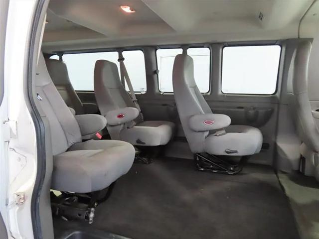 2016 Chevrolet Express LT