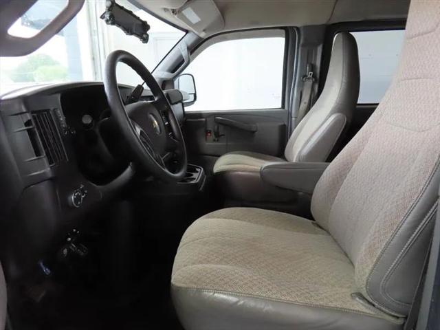 2016 Chevrolet Express LT