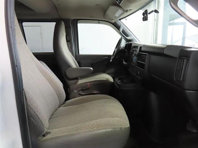 2016 Chevrolet Express LT