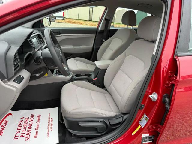 2019 Hyundai Elantra SE