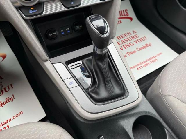 2019 Hyundai Elantra SE