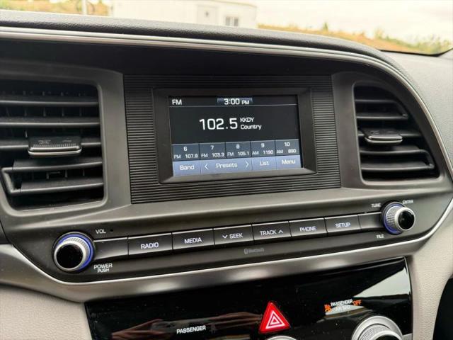 2019 Hyundai Elantra SE