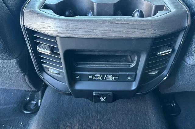 2026 Ram 3500 Limited Crew Cab 4x4 8' Box