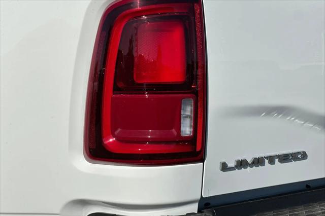 2026 Ram 3500 Limited Crew Cab 4x4 8' Box
