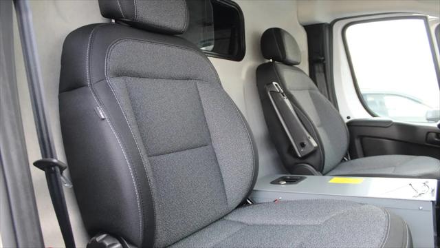 2025 Ram ProMaster 2500 Cargo Van Tradesman Low Roof 136" WB w/Pass Seat