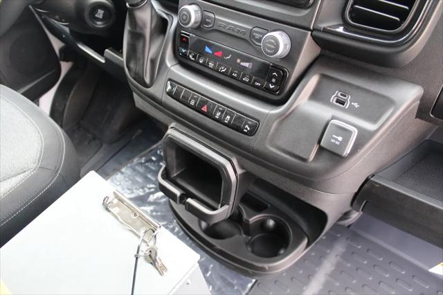 2025 Ram ProMaster 2500 Cargo Van Tradesman Low Roof 136" WB w/Pass Seat