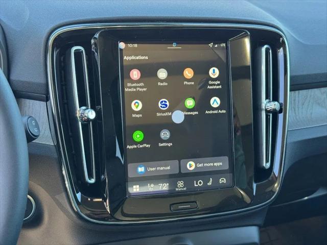 2026 Volvo XC40 Plus, B5 AWD Gas (mild hybrid), Dark
