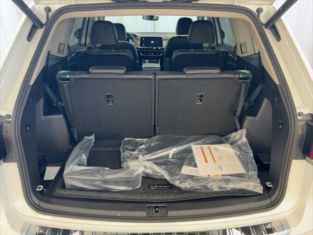 2026 Volkswagen Atlas SE with Technology
