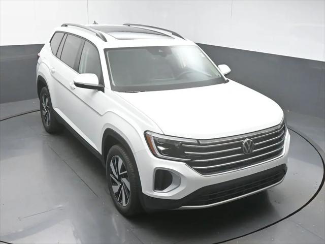 2026 Volkswagen Atlas SE with Technology