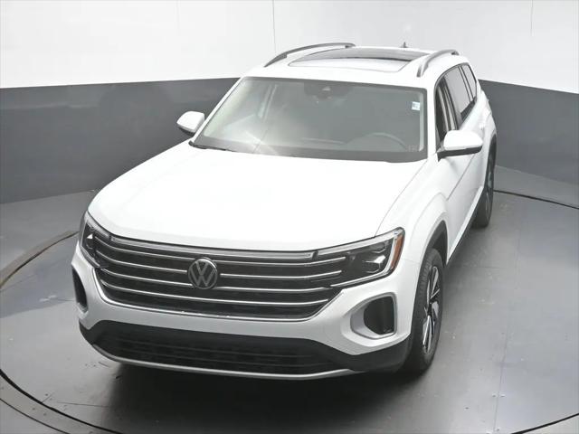 2026 Volkswagen Atlas SE with Technology