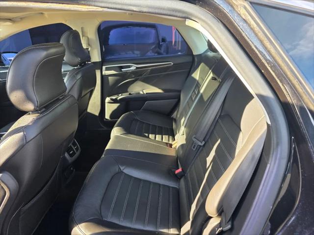 2015 Ford Fusion SE
