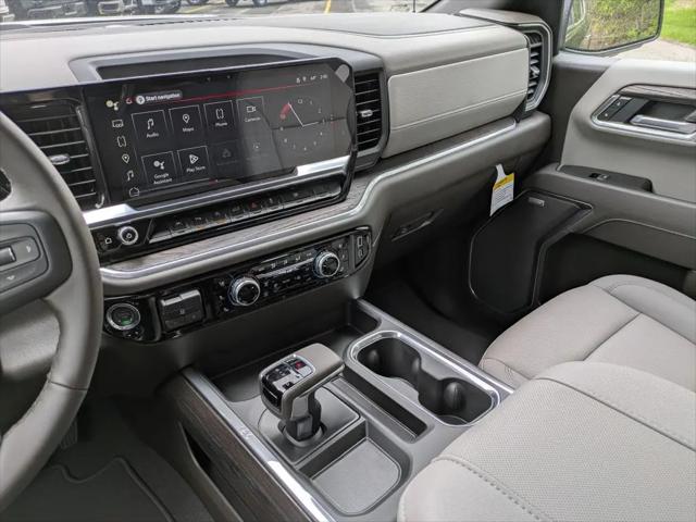 2026 GMC Sierra 1500 Crew Cab, Short Bed, SLT, 4WD
