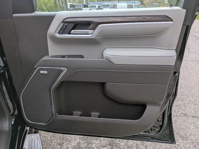 2026 GMC Sierra 1500 Crew Cab, Short Bed, SLT, 4WD