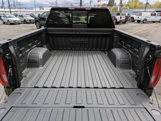 2026 GMC Sierra 1500 Crew Cab, Short Bed, SLT, 4WD