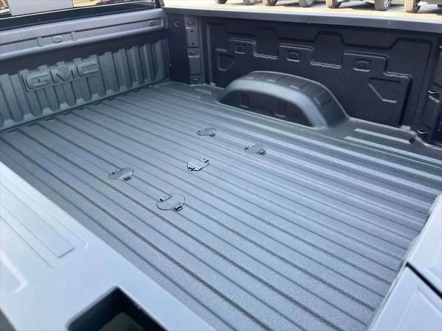 2026 GMC Sierra 2500HD Crew Cab, Standard Bed, Denali, 4WD