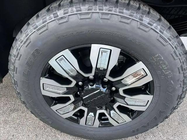 2026 GMC Sierra 2500HD Crew Cab, Standard Bed, Denali, 4WD