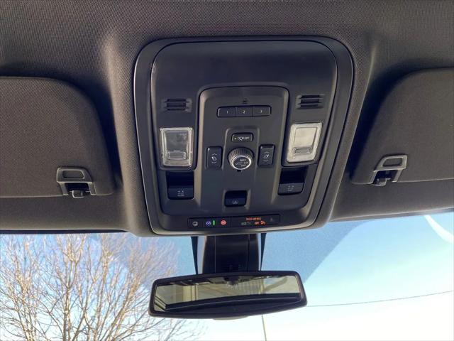 2022 Chevrolet Suburban 4WD Z71