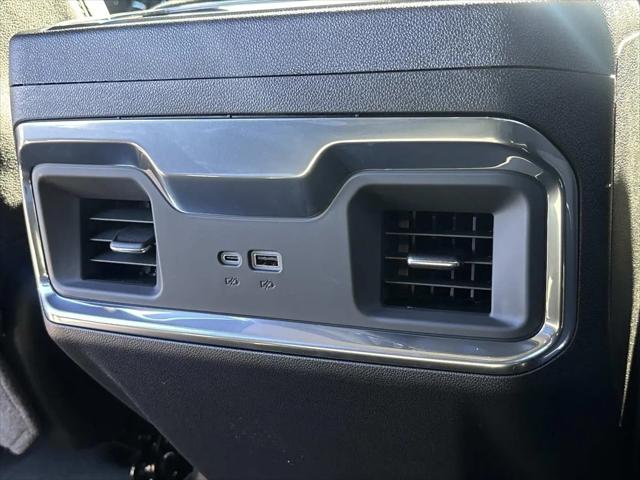 2026 GMC Sierra 1500 Crew Cab, Short Bed, SLT, 4WD