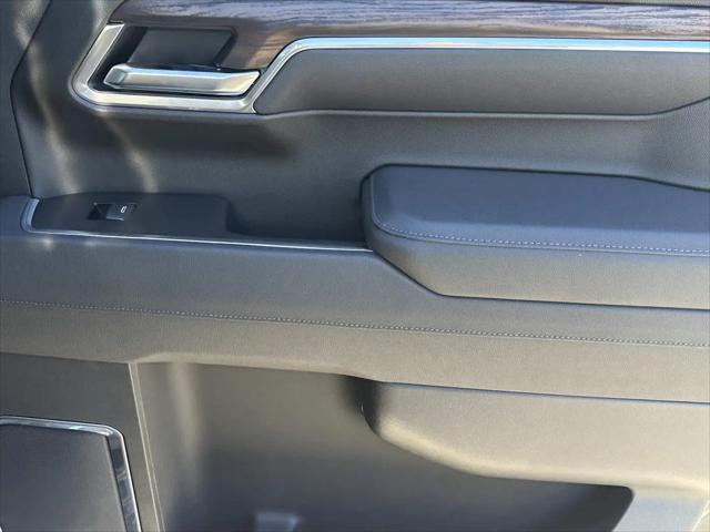 2026 GMC Sierra 1500 Crew Cab, Short Bed, SLT, 4WD