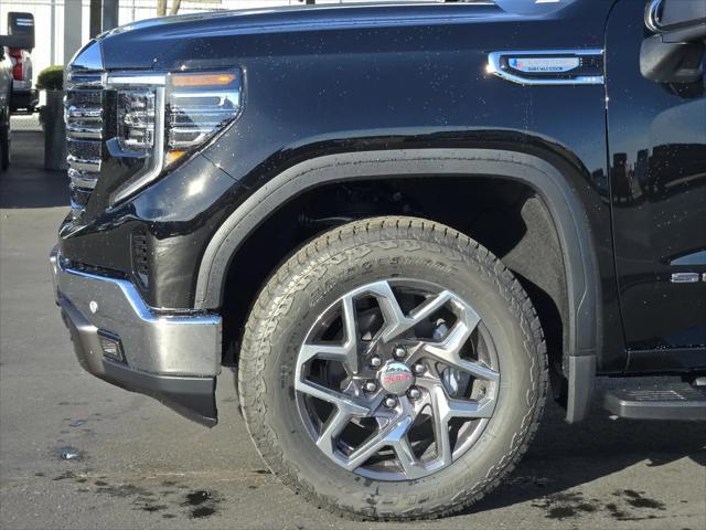 2026 GMC Sierra 1500 Crew Cab, Short Bed, SLT, 4WD