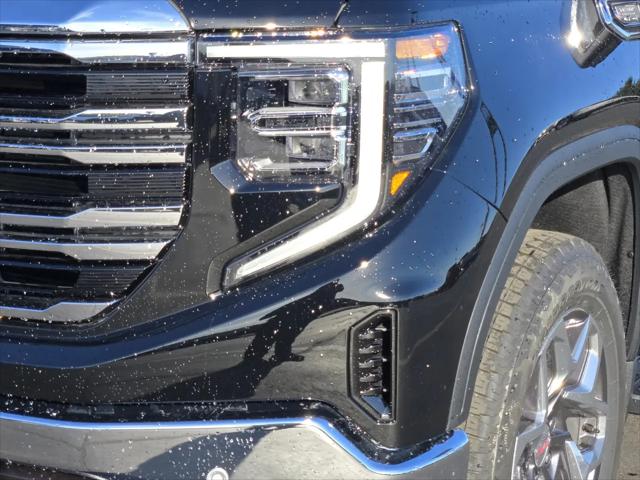 2026 GMC Sierra 1500 Crew Cab, Short Bed, SLT, 4WD