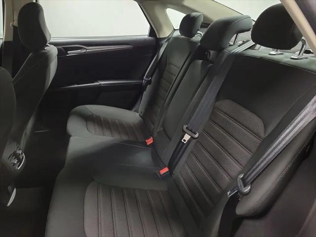 2020 Ford Fusion SE